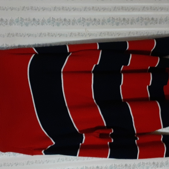 Sweater - Picture 3 of 3